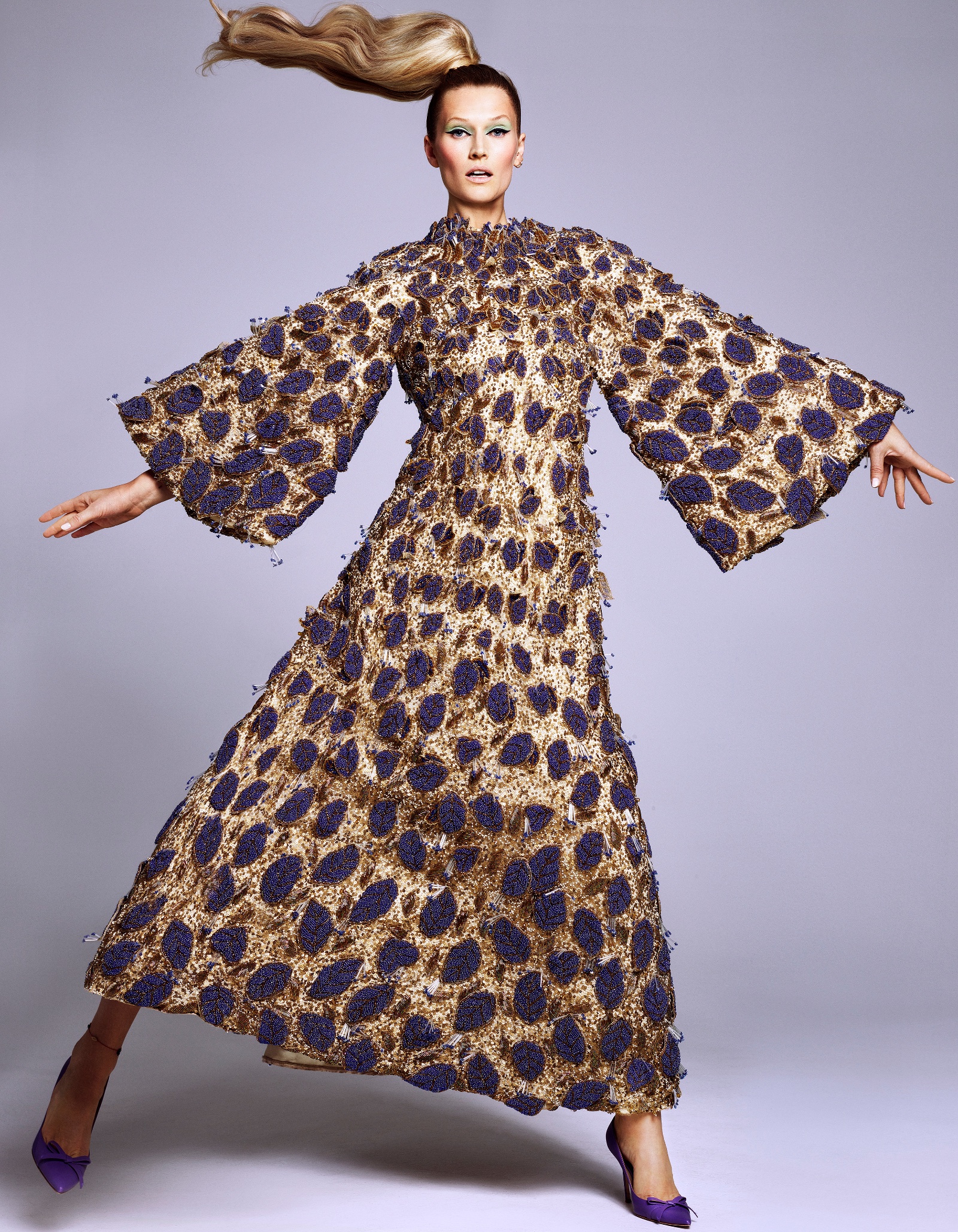 Taleedah Tamer, Sara Sampaio, Candice Swanepoel, Sophie Alshehry, Sasha Luss, Isabeli Fontana, Coco Rocha, Donna Bahdon, Amira Al Zuhair for Vogue Arabia with hair by Joeri Rouffa